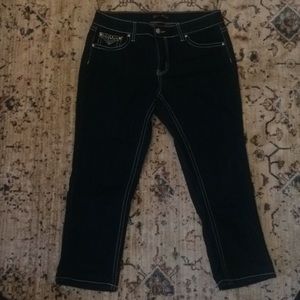 Dark Blue jean capris with back pocket details